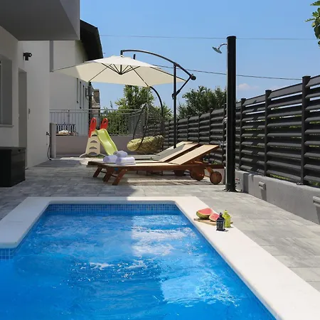 Luxury Ma&ro With Heated , Private Pool * Kastela