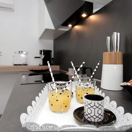 Luxury Ma&ro With Heated , Private Pool Apartment