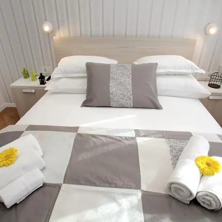 Apartment Luxury Ma&ro With Heated , Private Pool