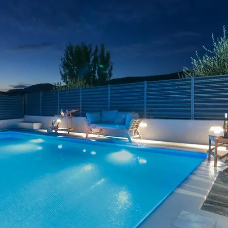 Apartment Luxury Ma&ro With Heated , Private Pool *