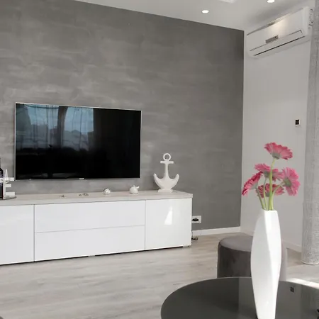 Apartment Luxury Ma&ro With Heated , Private Pool Kastela