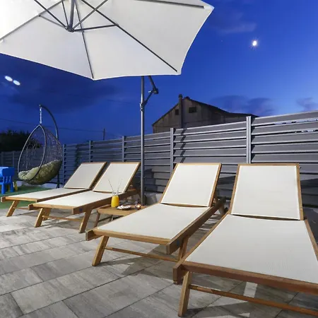 Luxury Ma&ro With Heated , Private Pool